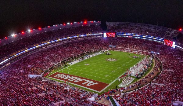 largest-college-football-stadiums